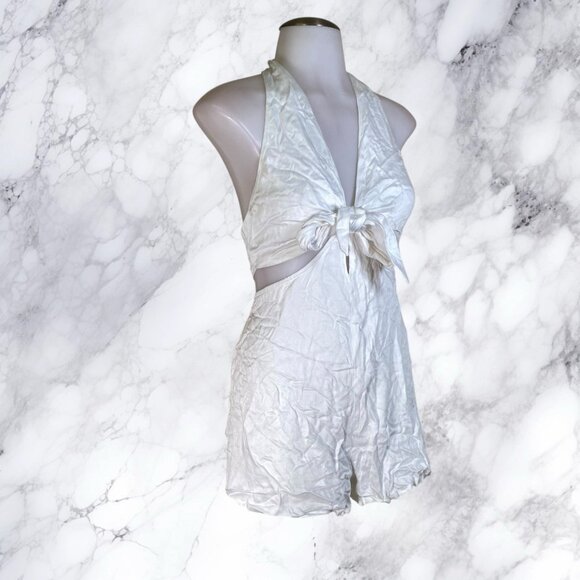 Lovers and Friends Forget Me Knot Romper - White - Picture 2 of 10